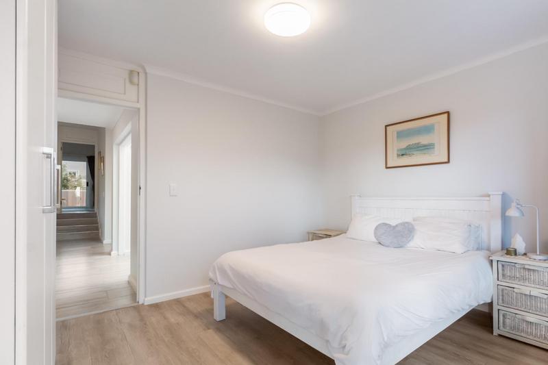 To Let 3 Bedroom Property for Rent in Beach Estate Western Cape